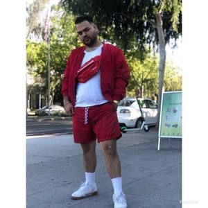 Meet your Posher, Cesar